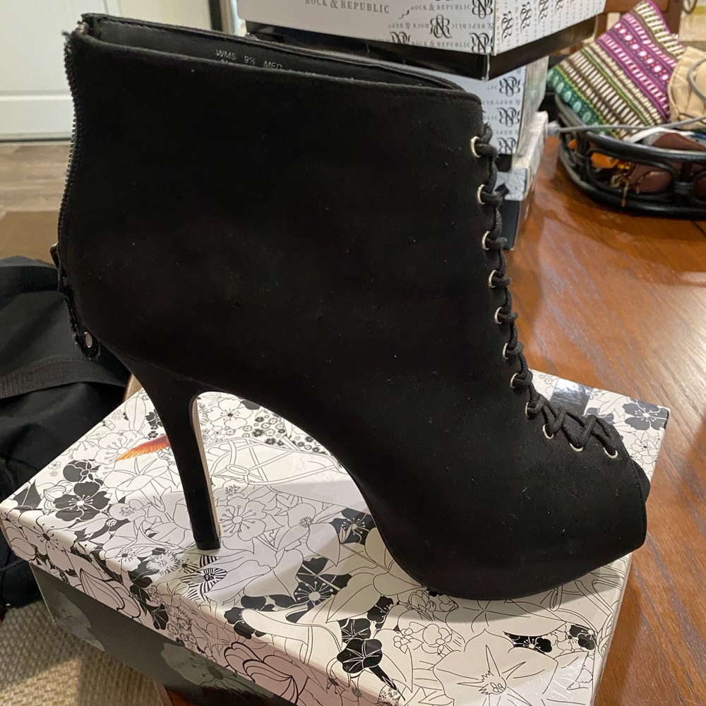 Shoes